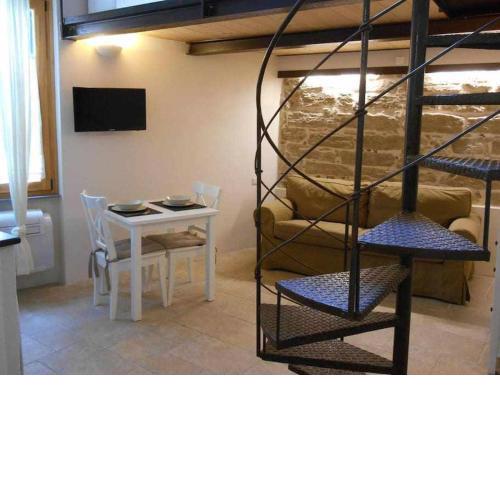 Suite Minerva 10 steps from Piazza Civica