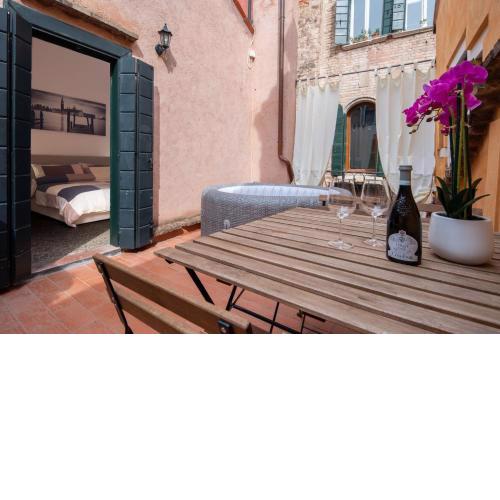Suite Ravà - San Marco with pool
