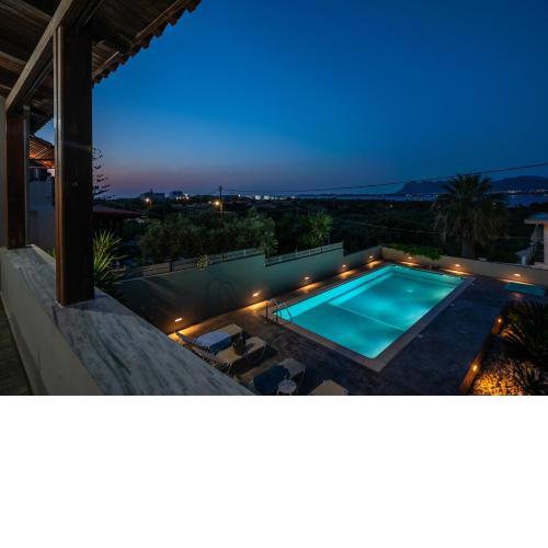 SUITE SUNRISE & SUNSET VIEW (ADULTS ONLY)