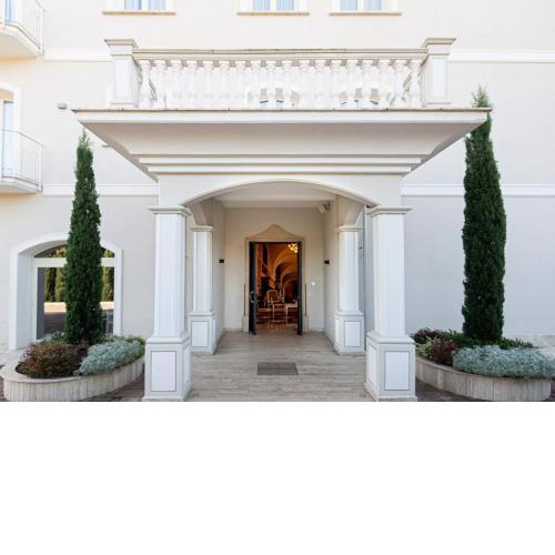 Suites & Apartments Liola'