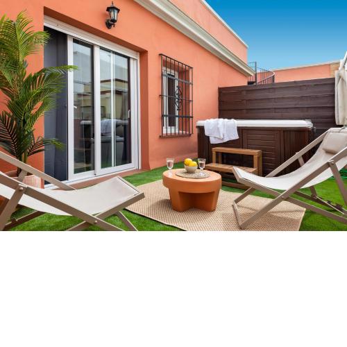 Suites Maestranza - Santas Patronas by Magno Apartments