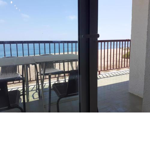 Suitur apartamento primera linea mar vistas playa