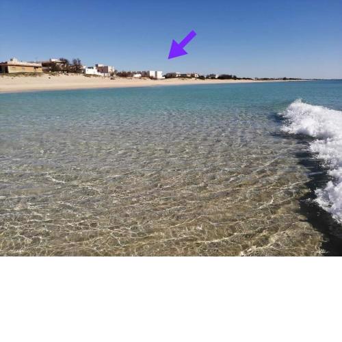 SULLA SPIAGGIA VILLETTA A SCHIERA int.11