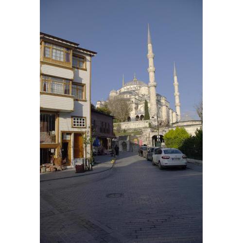 Sultan Corner Suites