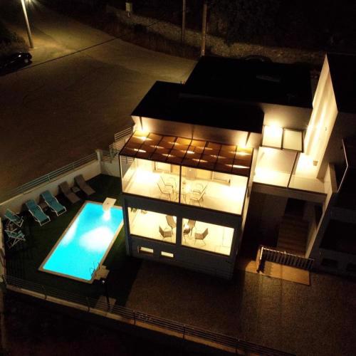 Sun Angelo luxury apartment in Paradise 2