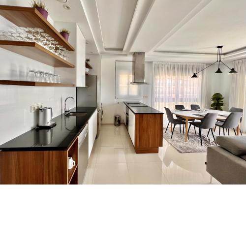 Sun Apartment Los Arenales by United Renters