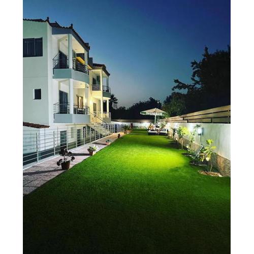 Sun Day Apartments Free Airport Shuttle