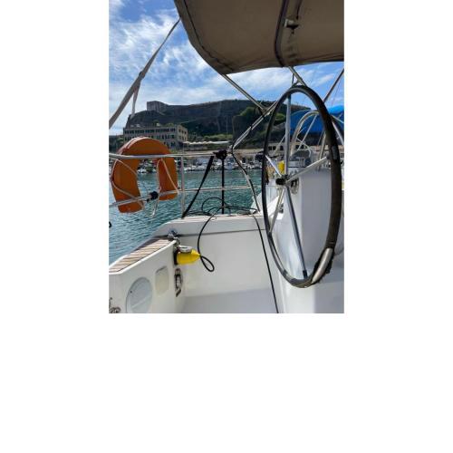 Sun odyssey 32i