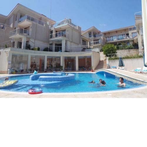 Sun Village