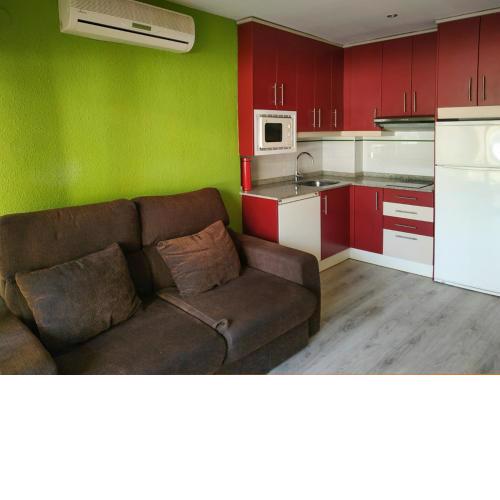 SUNFLAT HOLIDAYS VILA BEACH ECONOMIC APARMENT