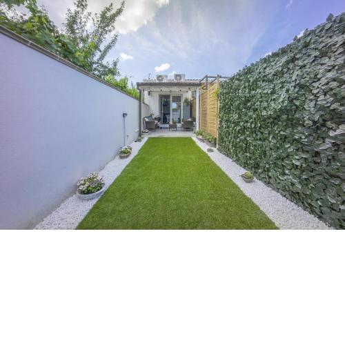 Sun&Garden Flat