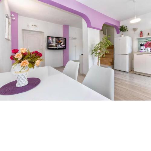 Sunny 2-Bedroom Maisonette Varna