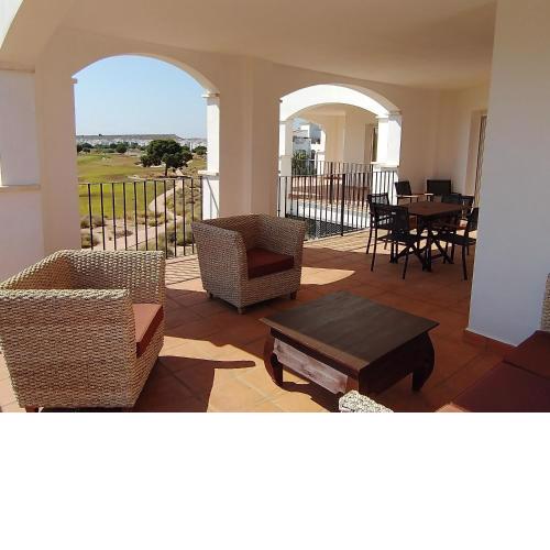 Sunny apartment with lovely terrace and view!