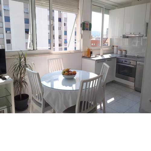 Sunny Apartment