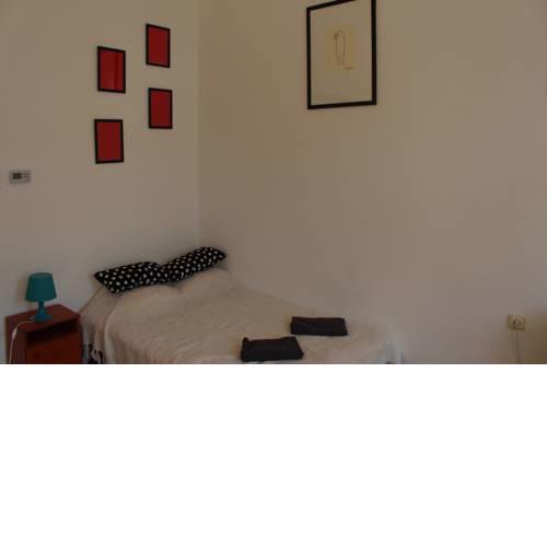 Sunny Basilica apartment