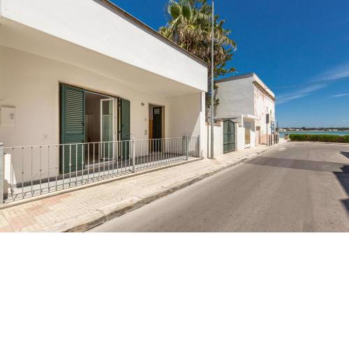 Sunny Beach Apartments by BarbarHouse