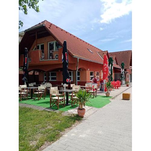 Sunny Beach Resort Siófok