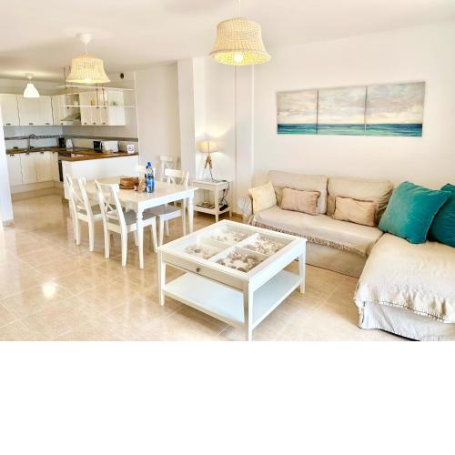Sunny Beach Villa - El Medano