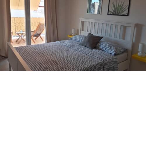 Sunny & Charming Apartment