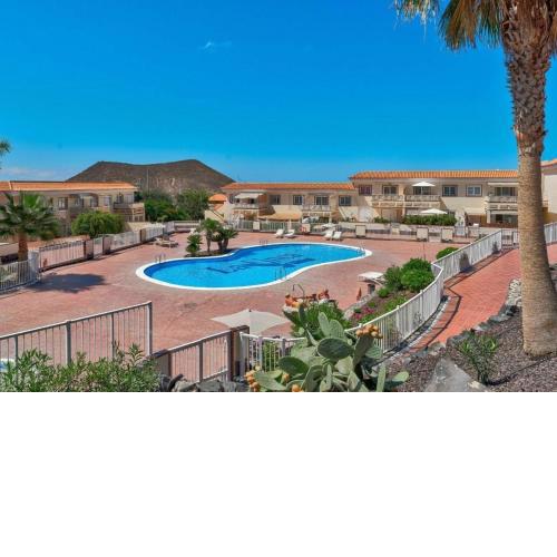 Sunny Garden 1 BR Apartment Arona