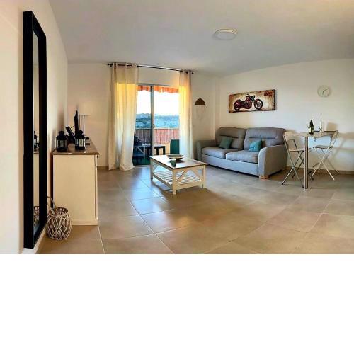 Sunny Halley apartament