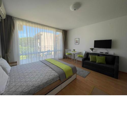 Студиа Sunny Holiday Fort Noks