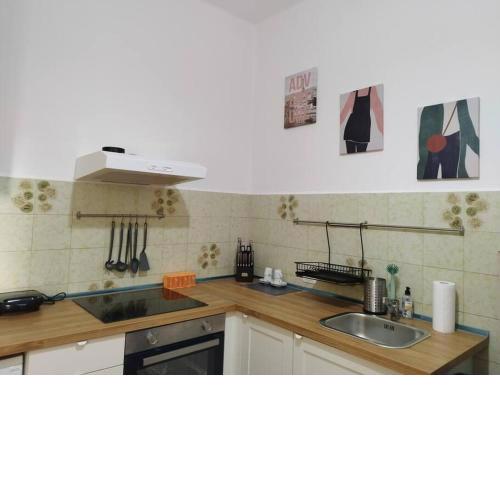 SUNNY HOUSE SANREMO Cosy Flat Near The Sea