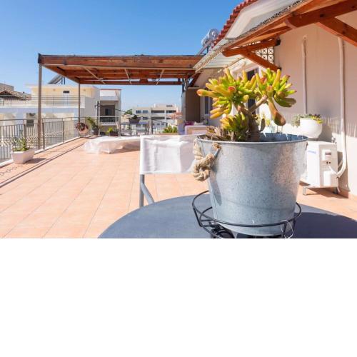 SUNNY LOFT NEAR THE SEA