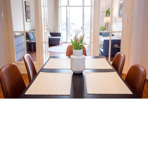 Sunny top floor balcony apartment near downtown