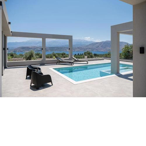 Sunny Vacay Villa