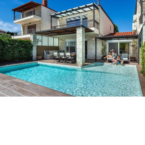 Sunny Villas Exclusive