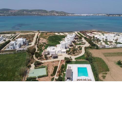 SUNRAY Paros Beach front 2 bedroom house next to kite sports