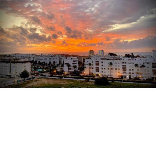 Sunrise Haven, Spacious, Bright, Pool, Terraces
