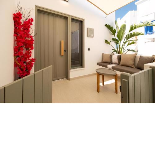 SunSal Luxury Studios - Sky