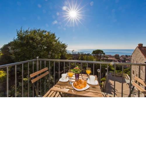 Sunset Apartment