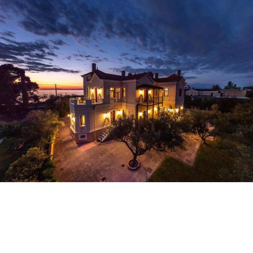 Sunset English Villas