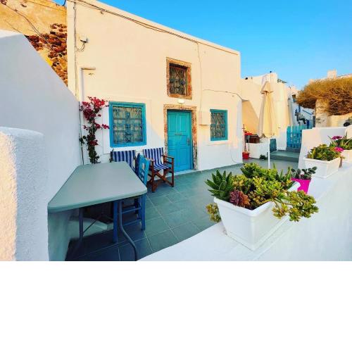 Sunset Queen in Oia