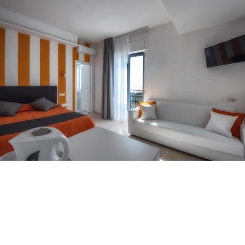 Sunset rooms