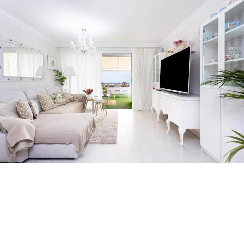 Sunset Seaviews Residence by Eden Rentals