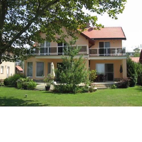 Sunshine Beach House
