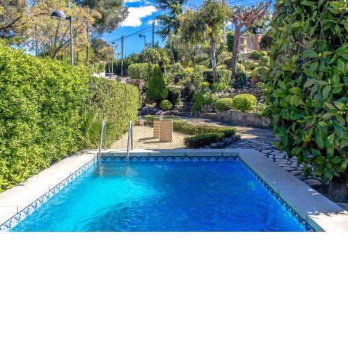Super Sant Cugat with swimming pool just 20min from Barcelona!