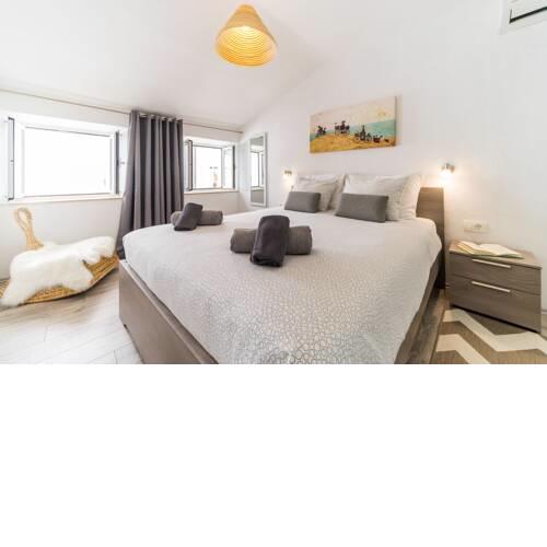 Superior 2 bedroom apartment Mo-Mo