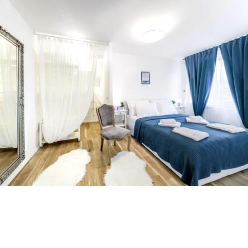 Superior Central Stay