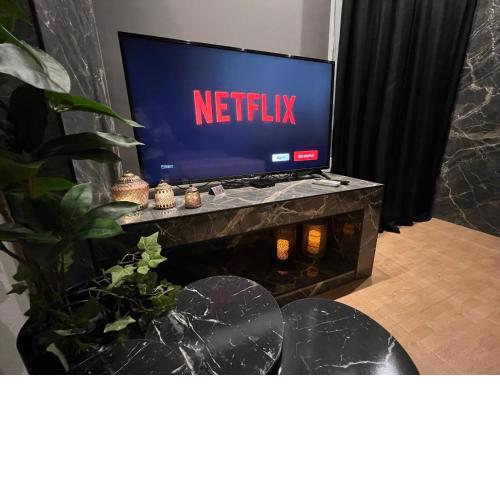 Supreme City Heart Apartment