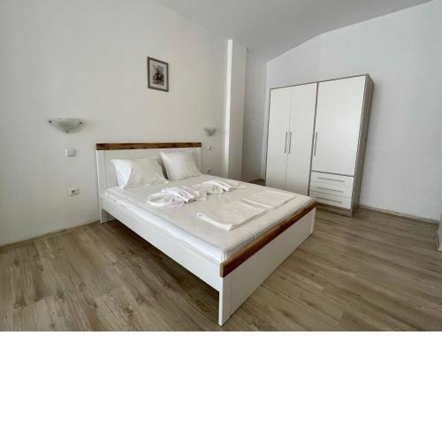 Sveti Vlas - Central Beach Studio