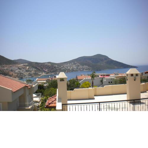 Swan Apartments