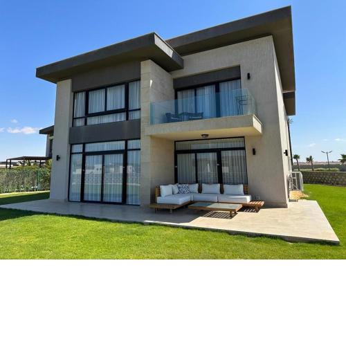 Swanlake North Coast Luxury Villa