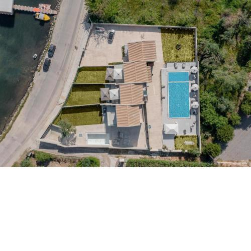 Swans Luxury Homes