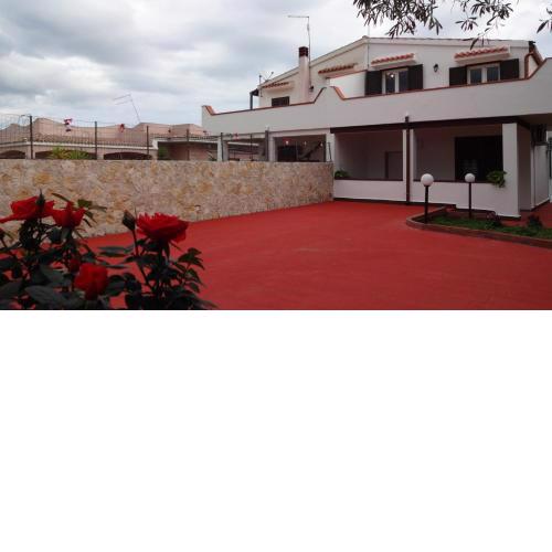 Sweet Holiday House