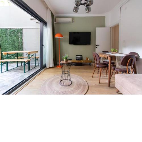 Sweet Modern & Inviting 2BR Home w/ Private Patio
